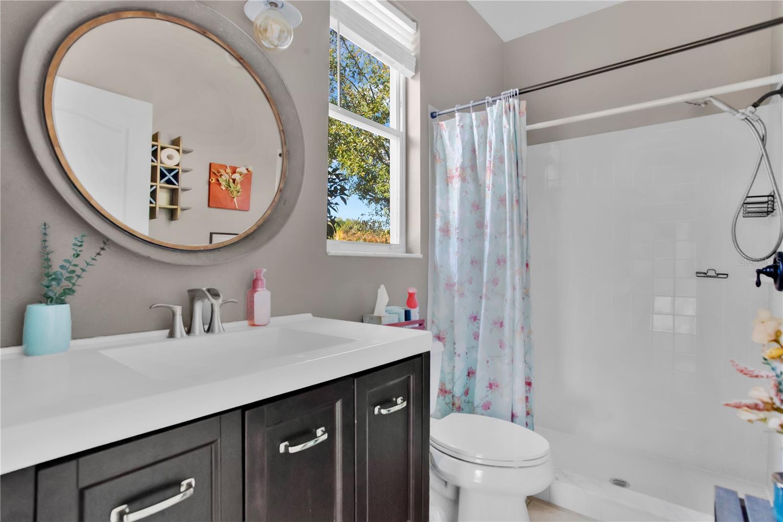 Image 24 of 42 For 10003 Country Carriage Circle