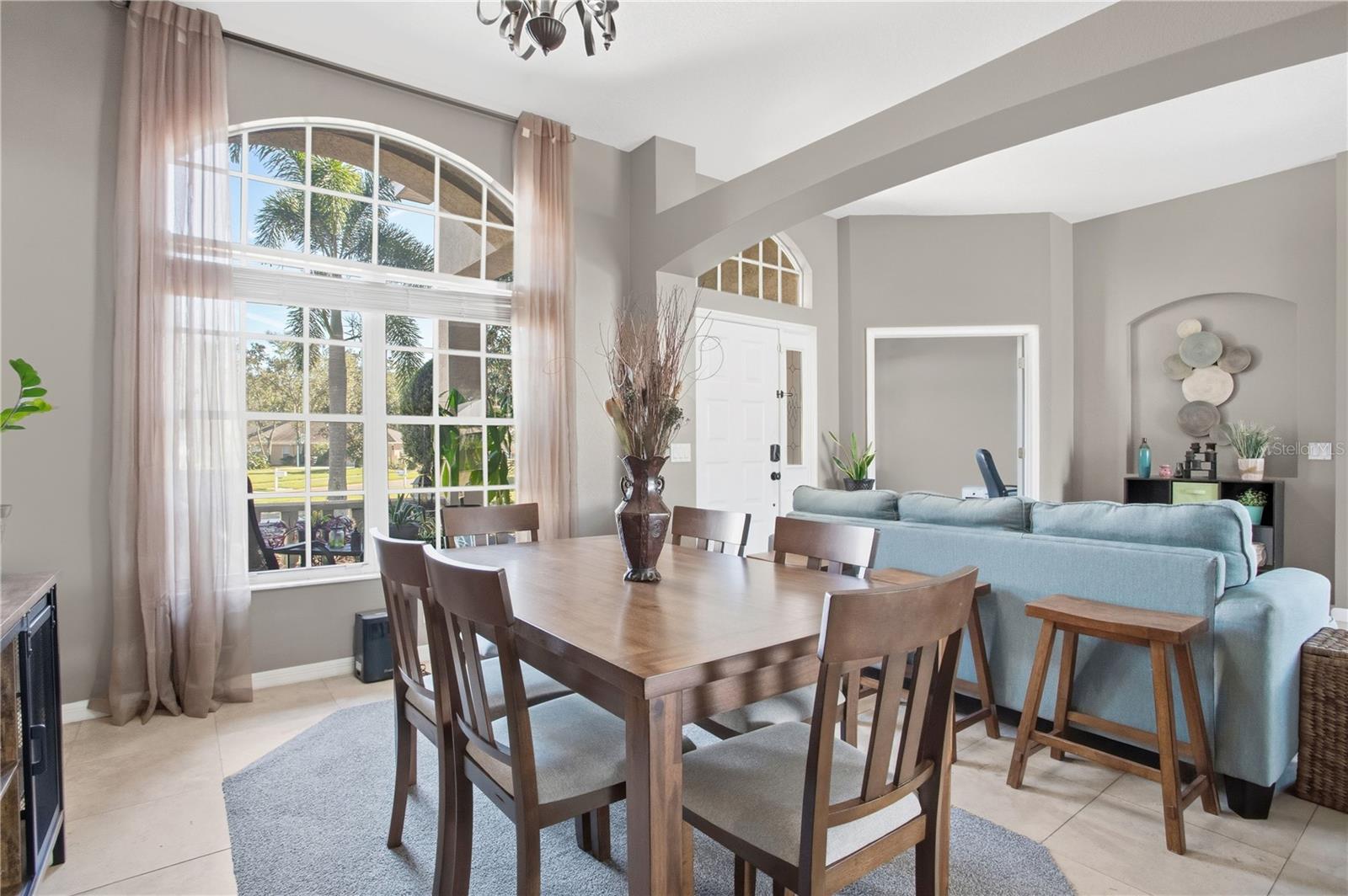 Image 5 of 42 For 10003 Country Carriage Circle