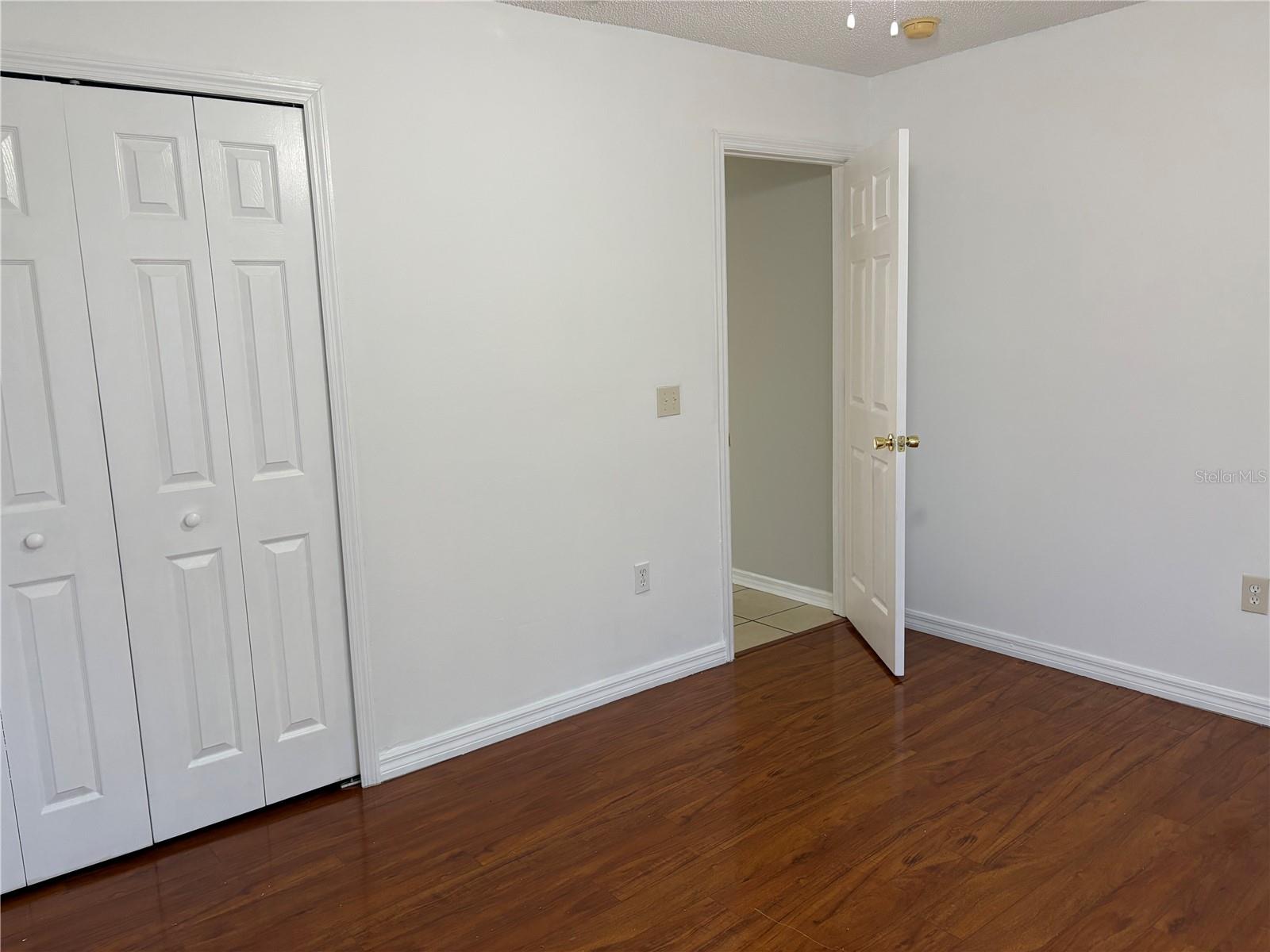 Image 18 of 24 For 673 Eldron Avenue