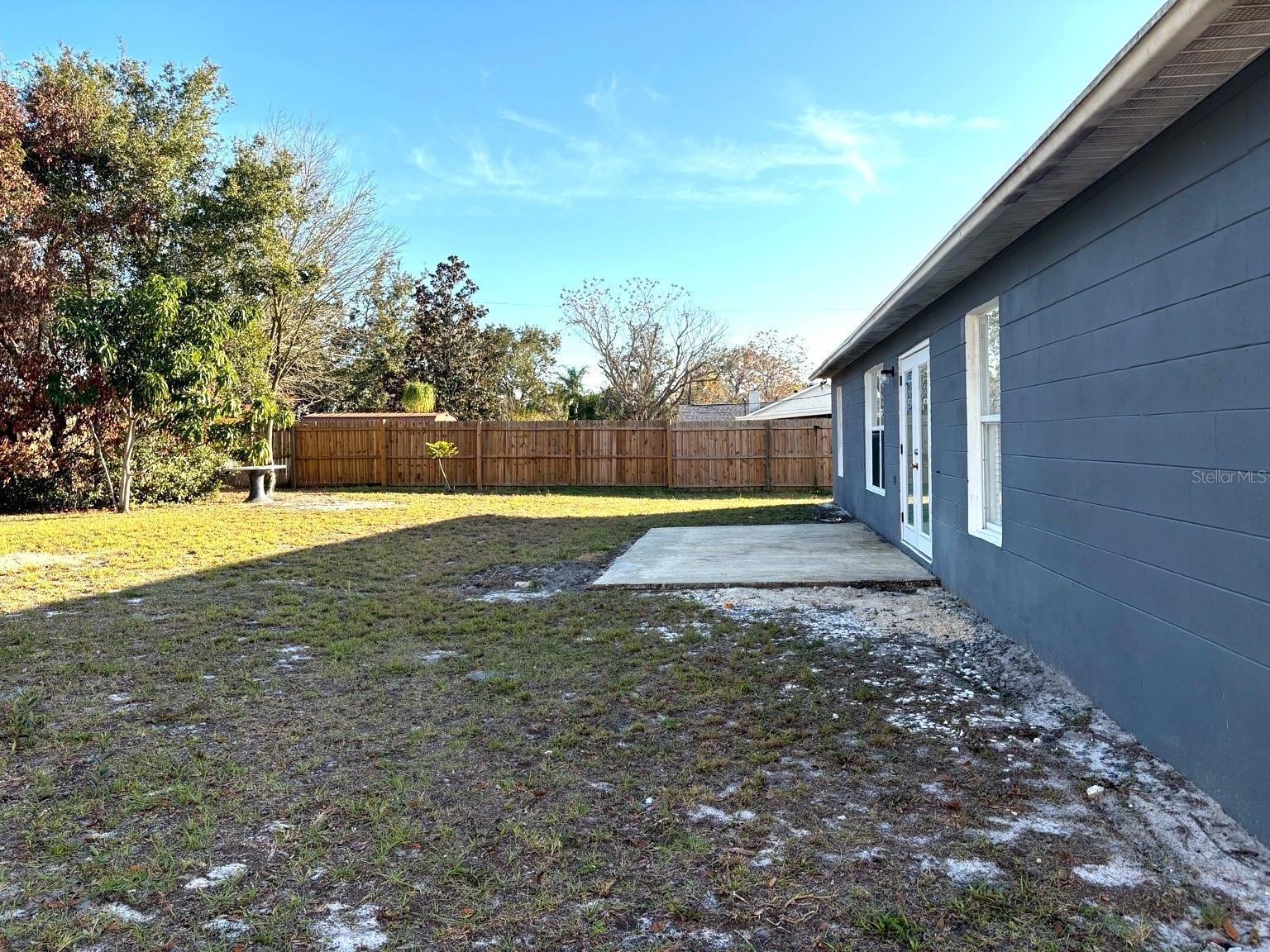 Image 4 of 24 For 673 Eldron Avenue