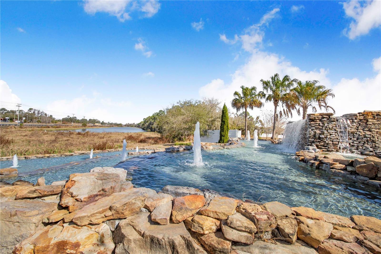 Image 18 of 37 For 941 Aruba Avenue