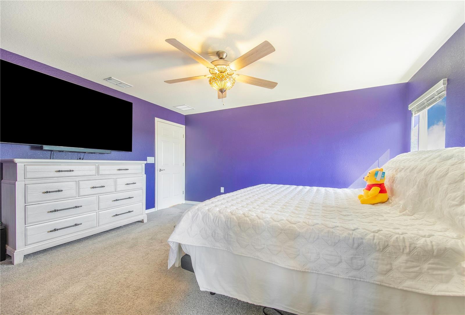 Image 7 of 37 For 941 Aruba Avenue