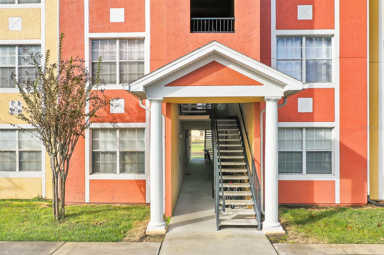 Image 2 of 30 For 10873 Windsor Walk Drive 4106