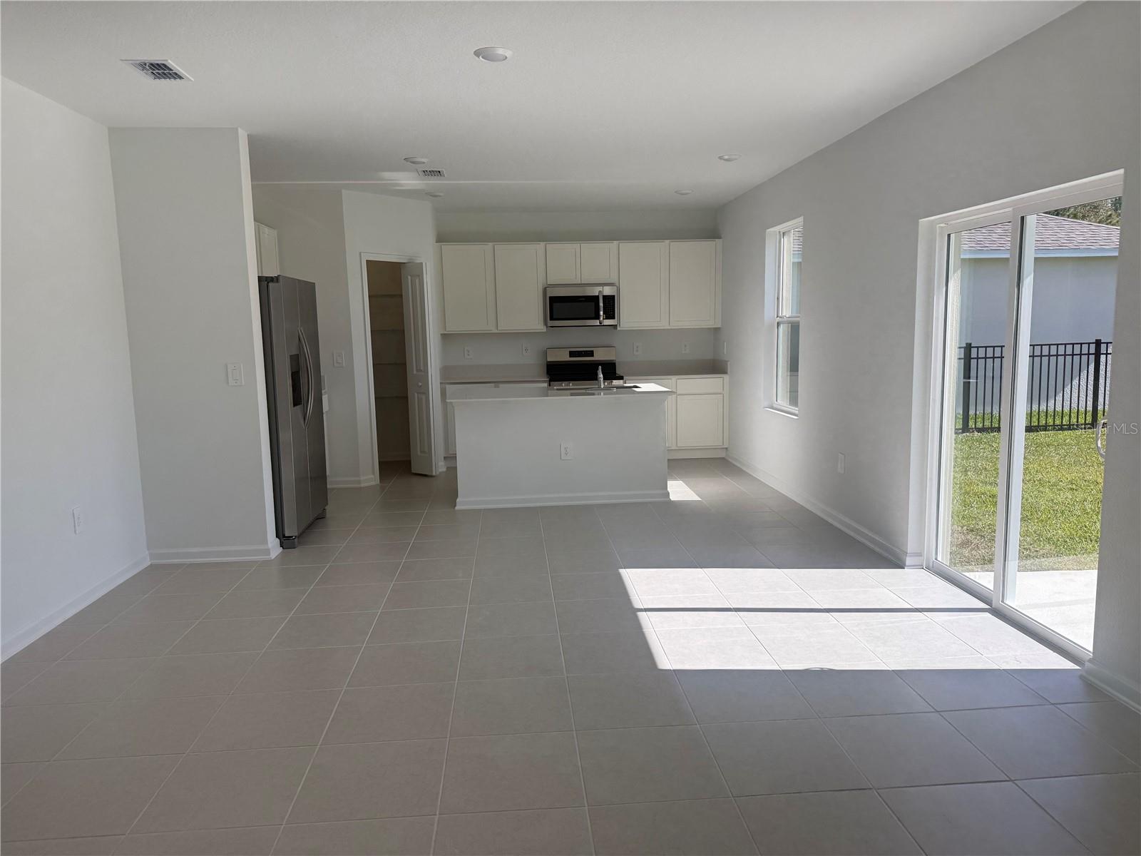 Image 6 of 29 For 5438 Lewisham