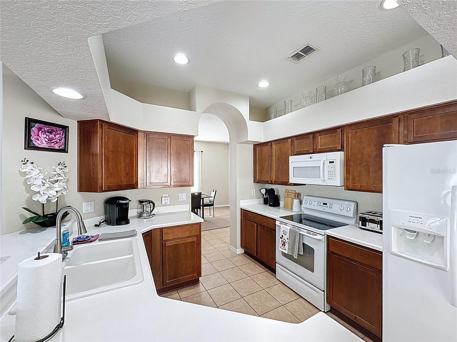 Image 15 of 86 For 848 Sussex Drive