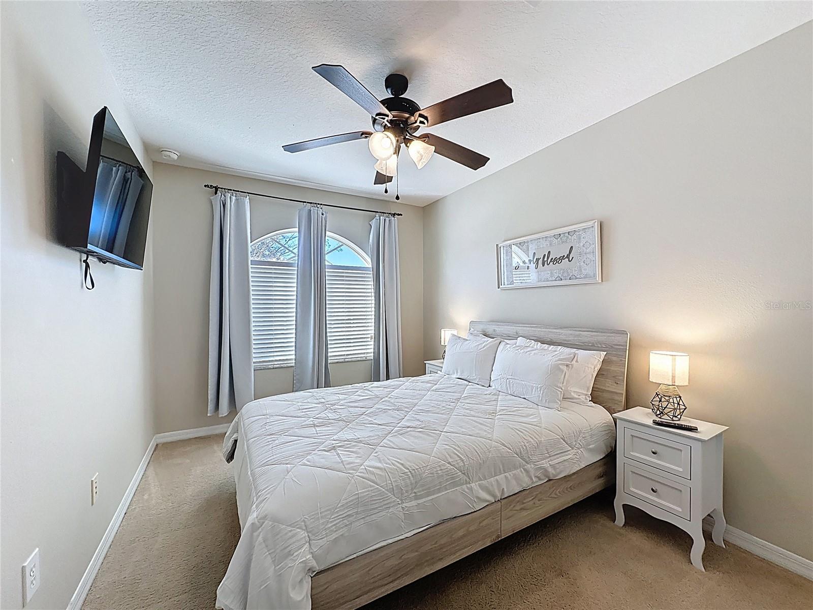 Image 24 of 86 For 848 Sussex Drive