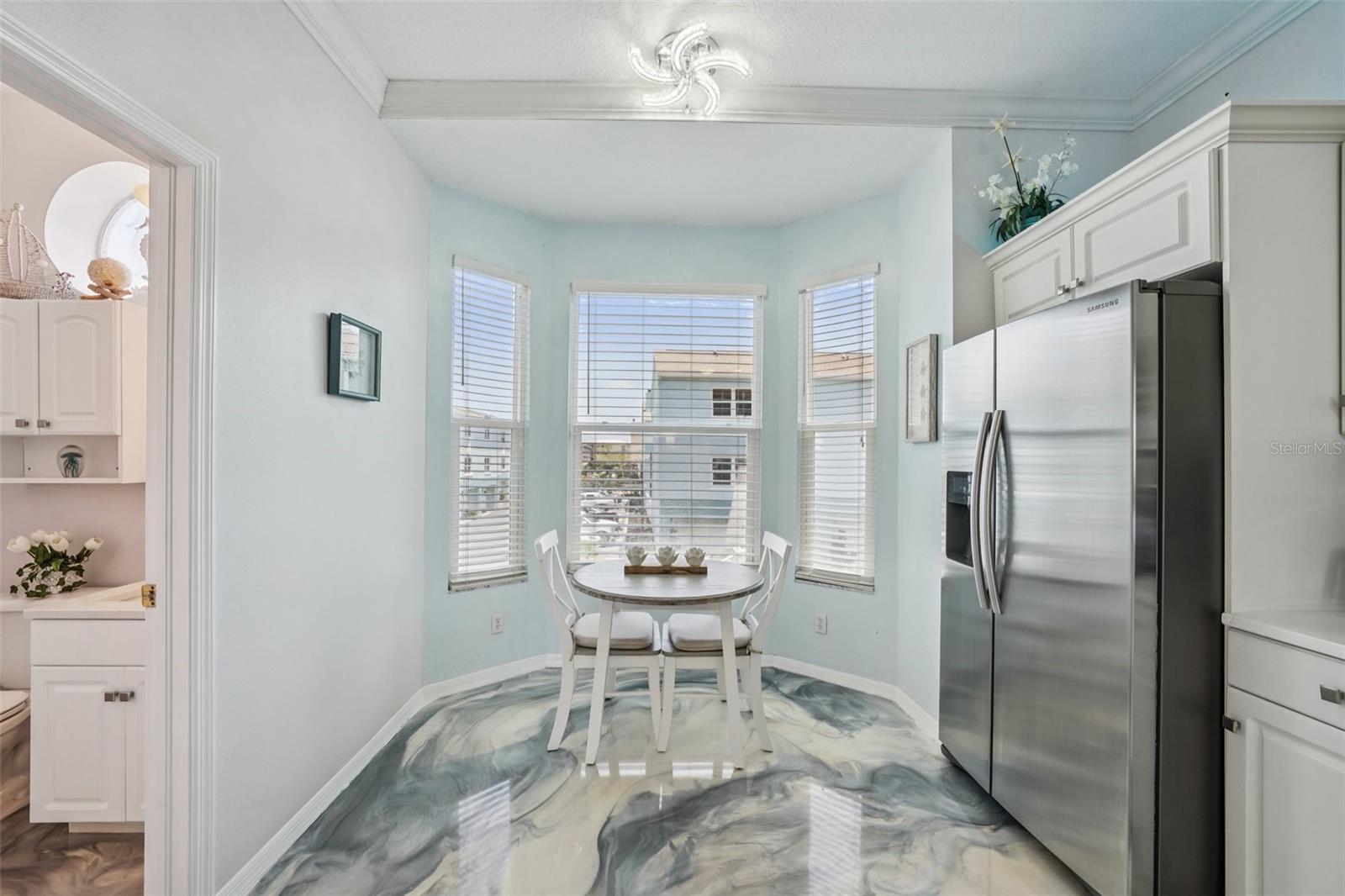 Image 22 of 71 For 1061 Pinellas Bayway S