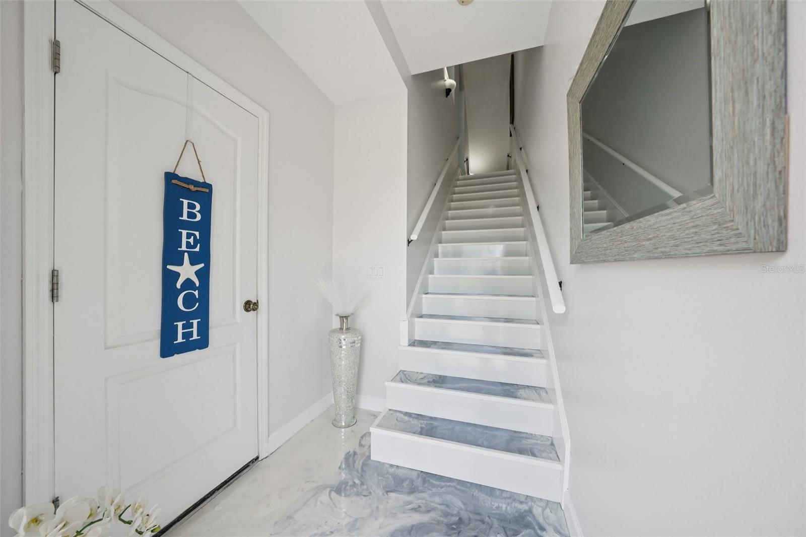 Image 4 of 71 For 1061 Pinellas Bayway S