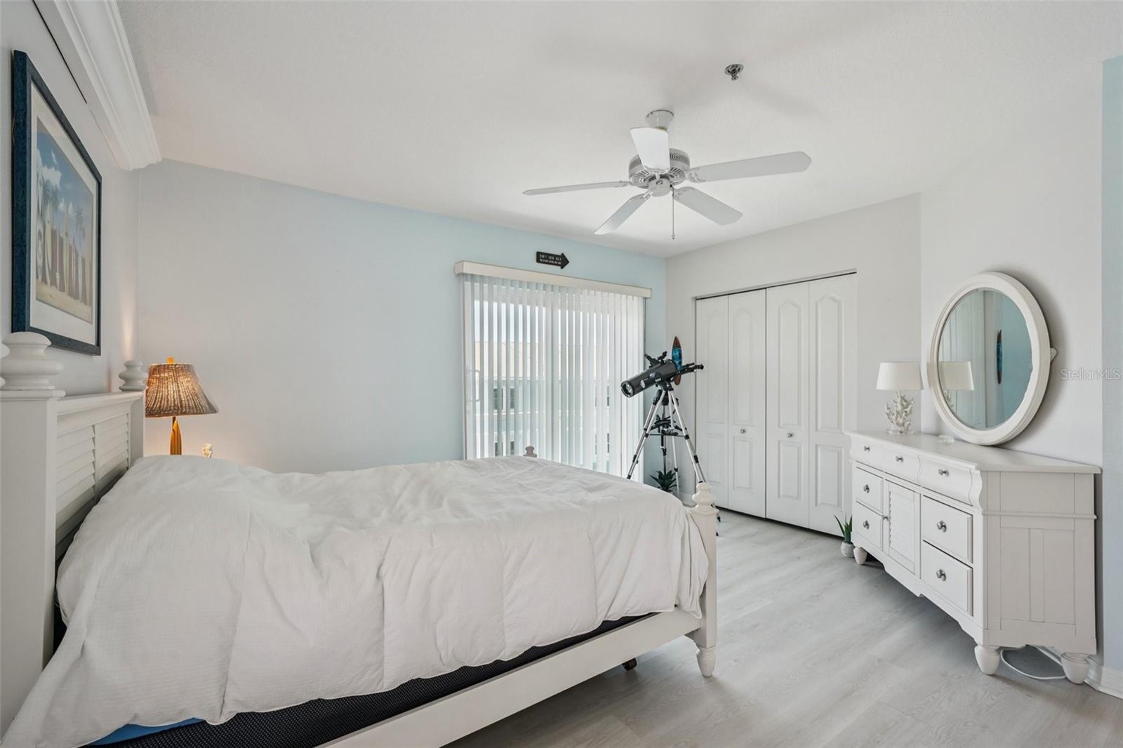 Image 41 of 71 For 1061 Pinellas Bayway S