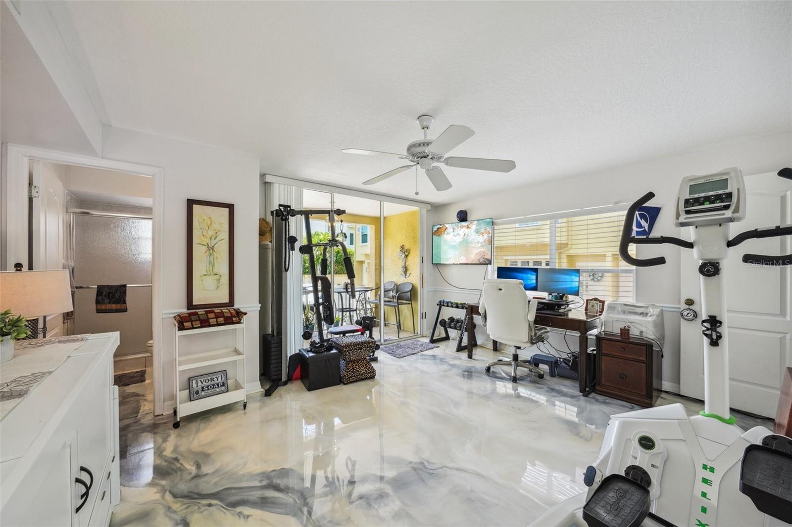 Image 51 of 71 For 1061 Pinellas Bayway S