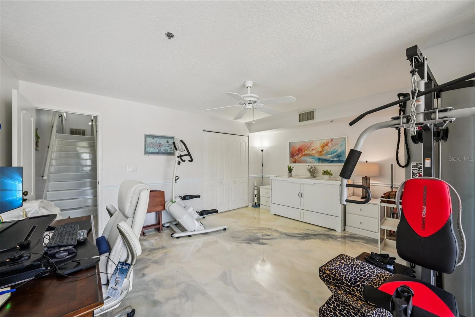 Image 53 of 71 For 1061 Pinellas Bayway S