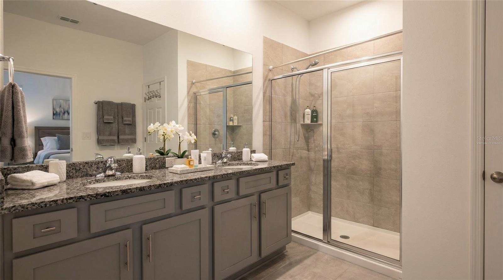 Image 11 of 28 For 693 Crown Rose Drive