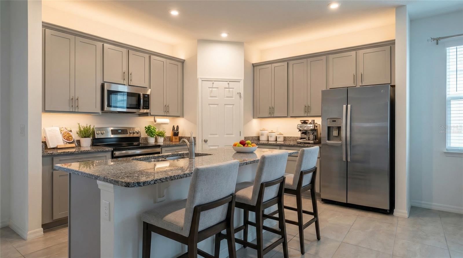 Image 7 of 28 For 693 Crown Rose Drive