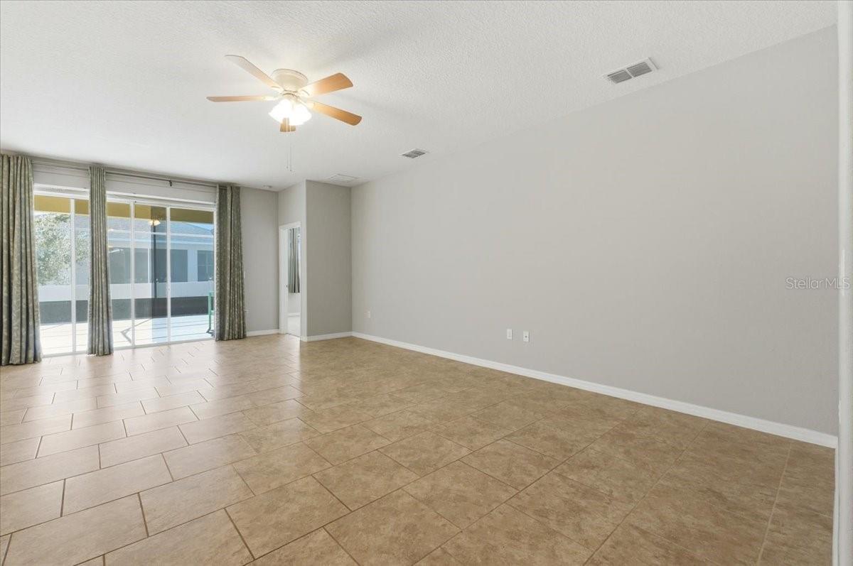 Image 10 of 38 For 145 Waterside Circle