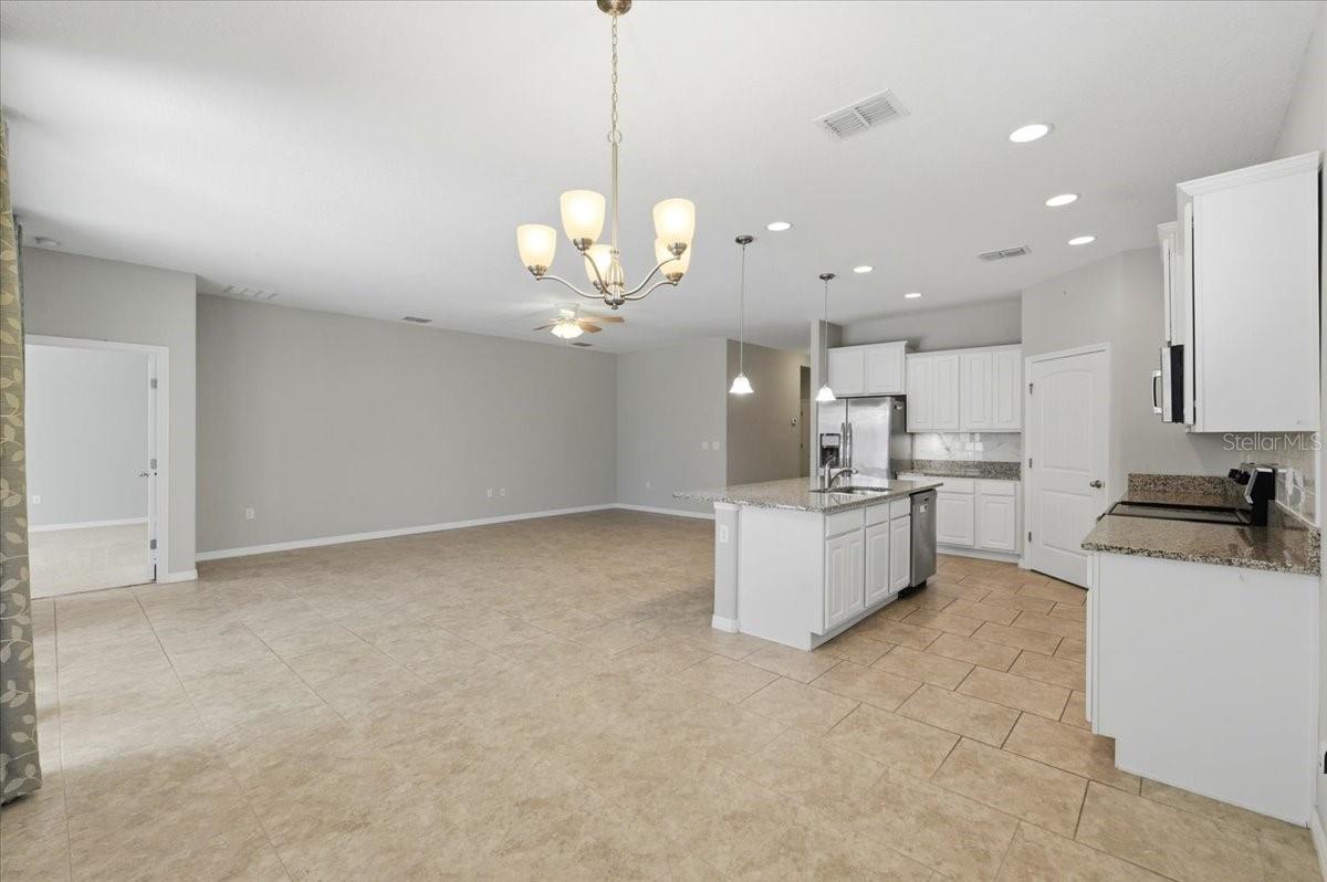 Image 11 of 38 For 145 Waterside Circle