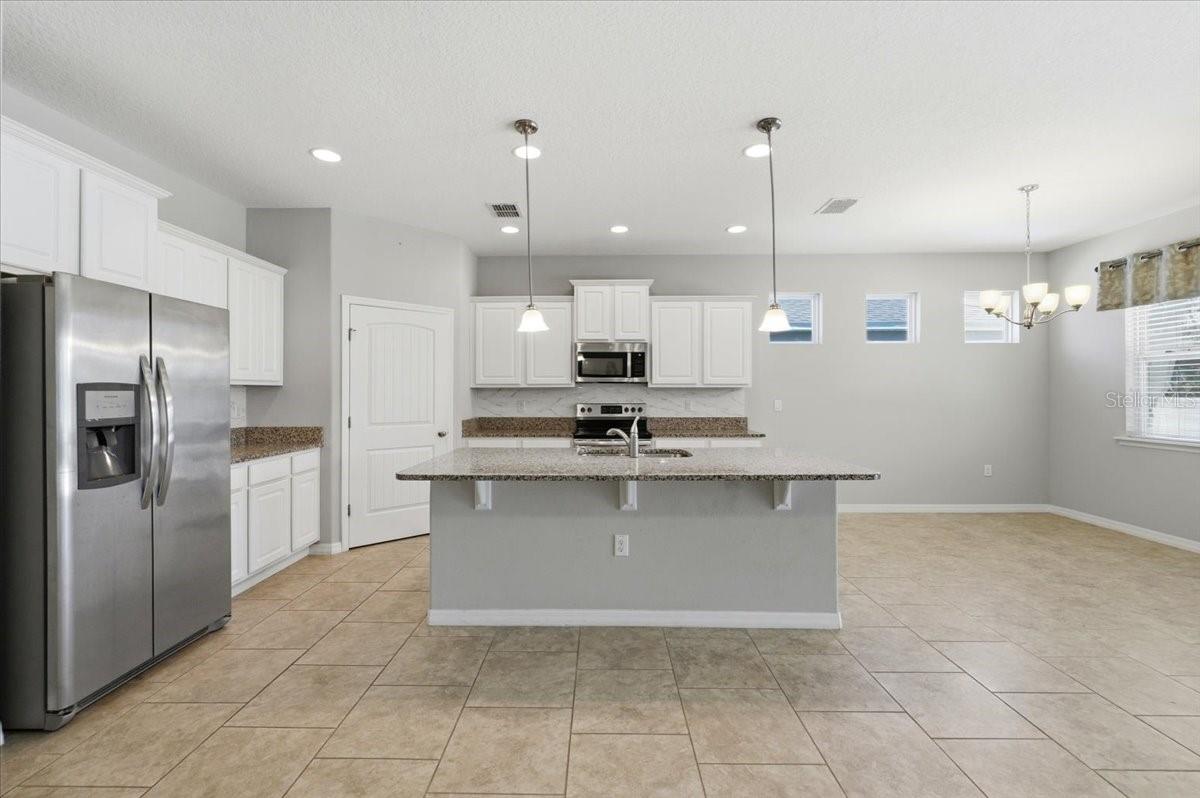 Image 15 of 38 For 145 Waterside Circle