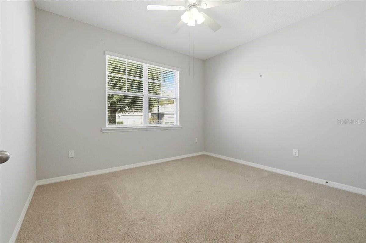 Image 25 of 38 For 145 Waterside Circle