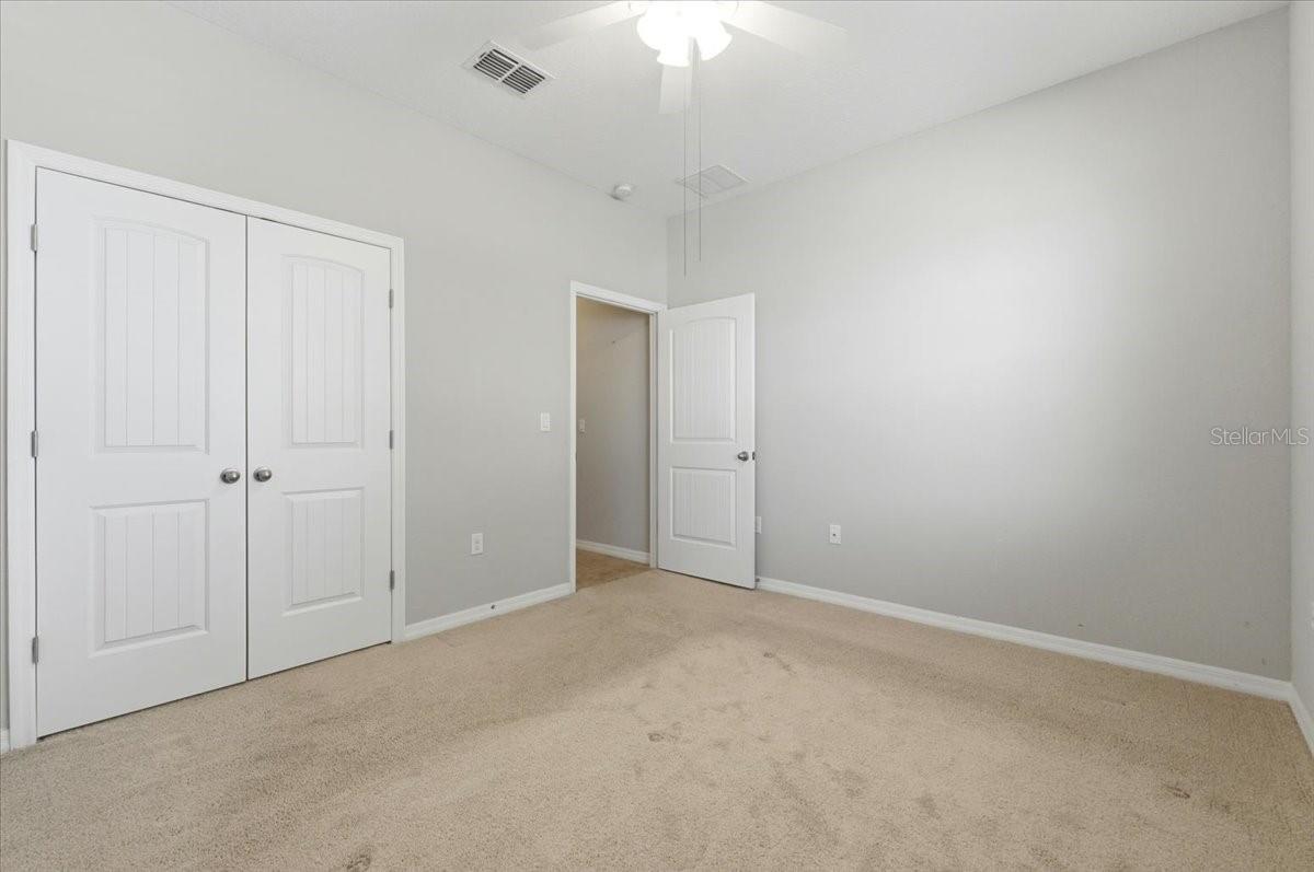 Image 26 of 38 For 145 Waterside Circle