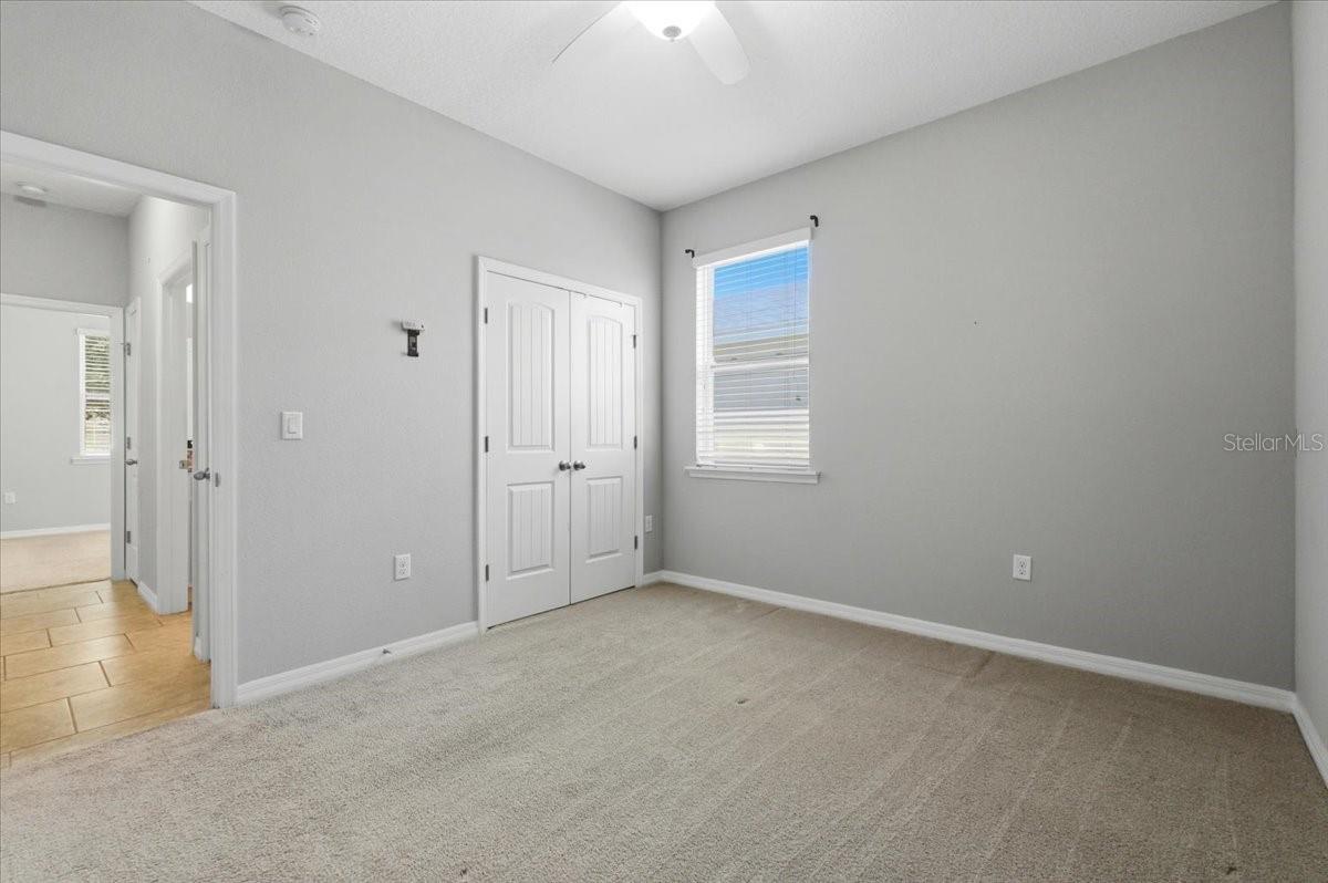 Image 31 of 38 For 145 Waterside Circle