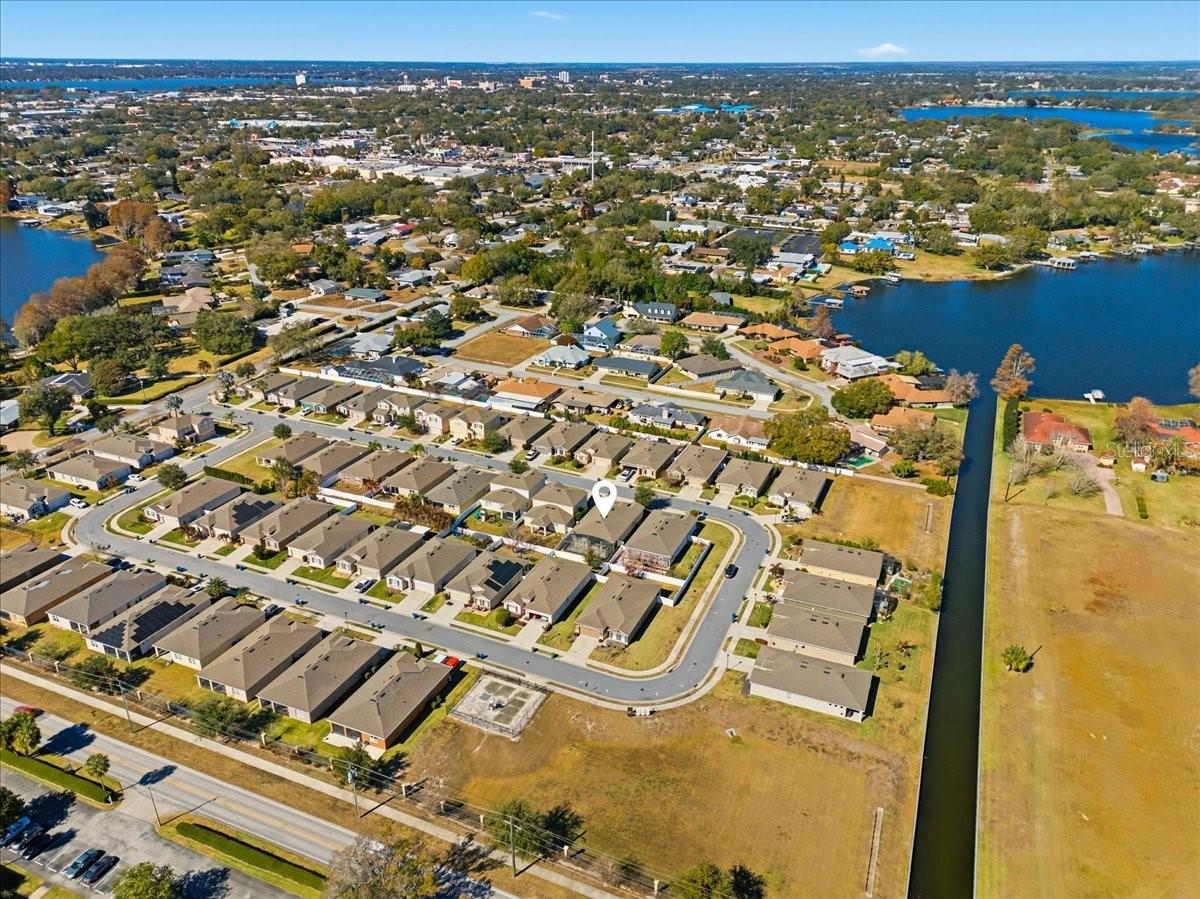 Image 5 of 38 For 145 Waterside Circle