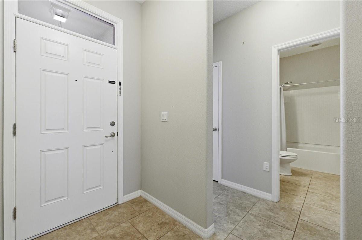 Image 7 of 38 For 145 Waterside Circle