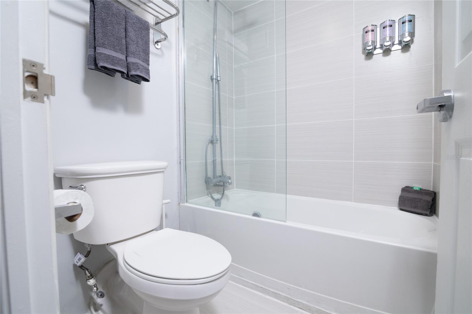 Image 18 of 46 For 5245 Irlo Bronson Memorial Highway 177