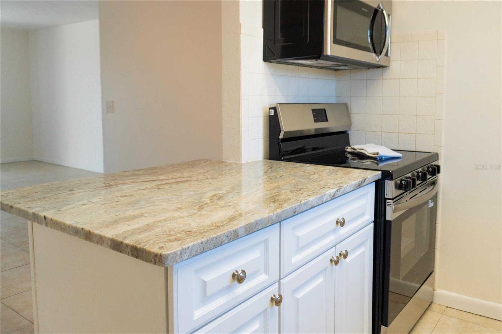 Image 5 of 29 For 4725 Avon Court Kissimmee