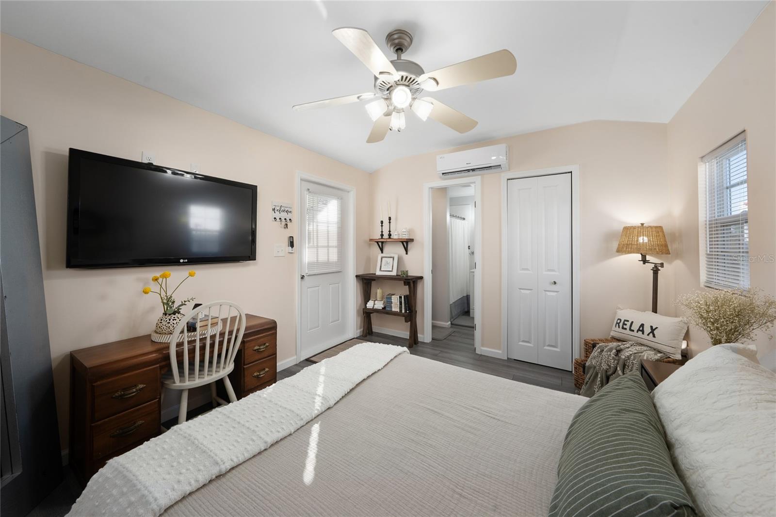 Image 18 of 48 For 708 Fazzini Road