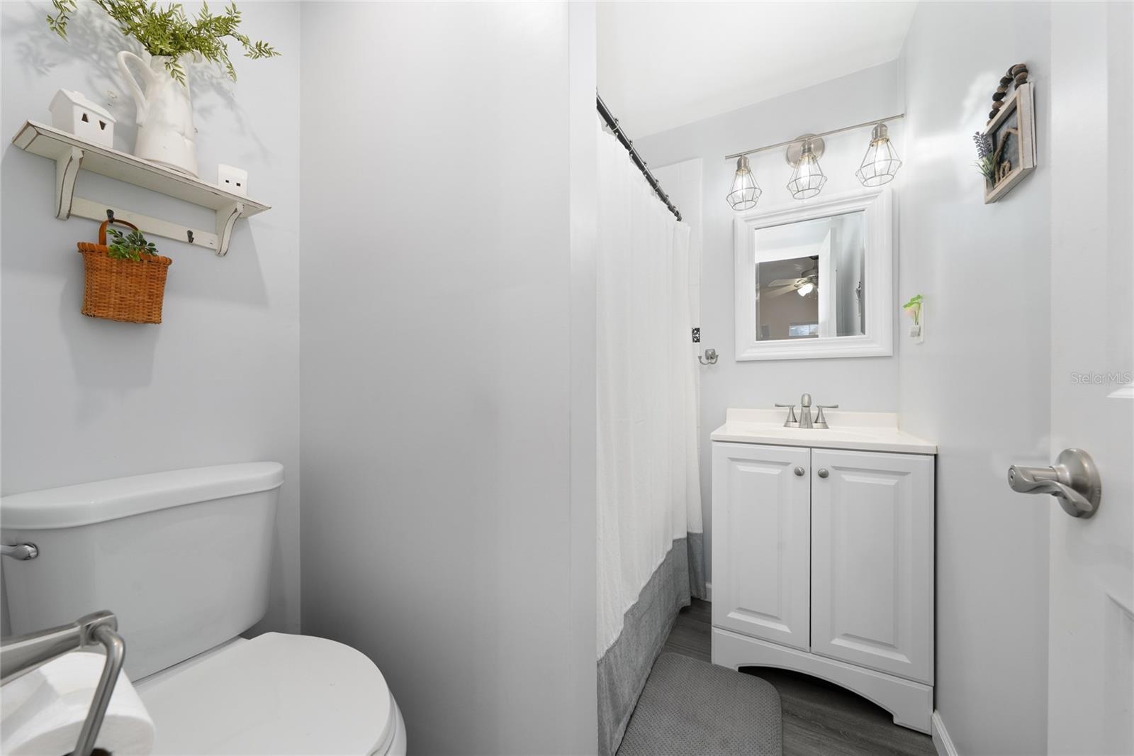 Image 20 of 48 For 708 Fazzini Road