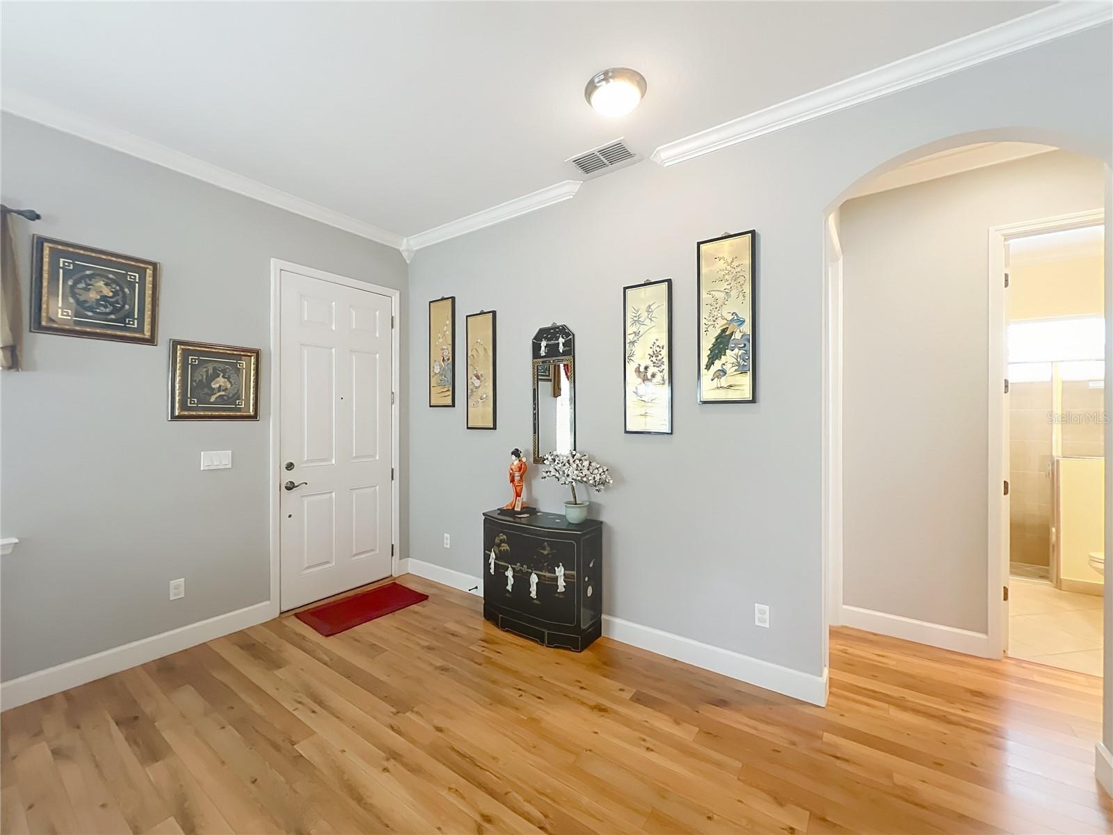 Image 13 of 74 For 6840 Helmsley Circle