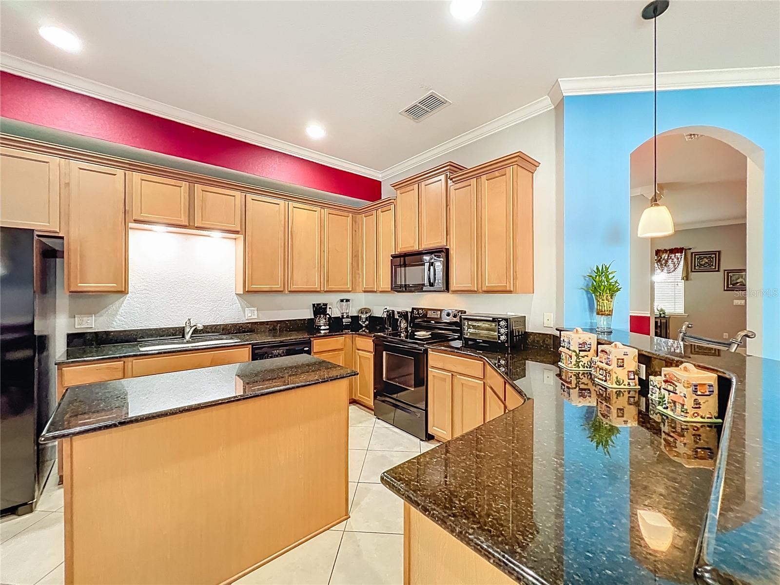 Image 24 of 74 For 6840 Helmsley Circle