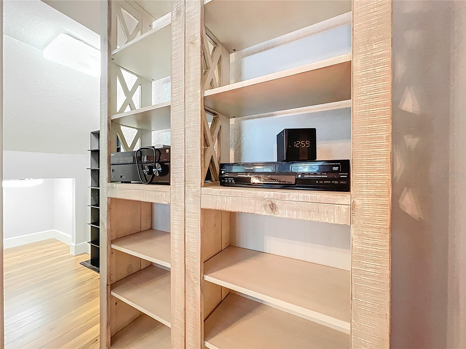 Image 37 of 74 For 6840 Helmsley Circle