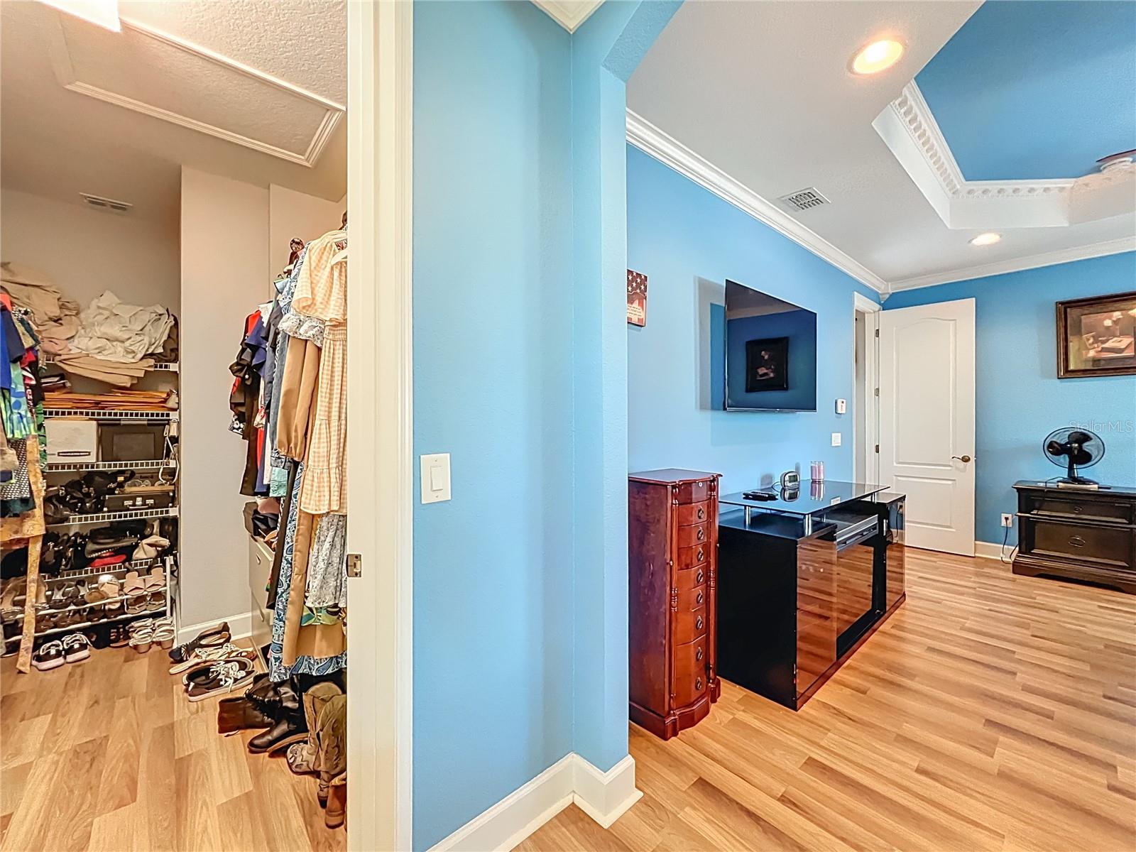 Image 50 of 74 For 6840 Helmsley Circle