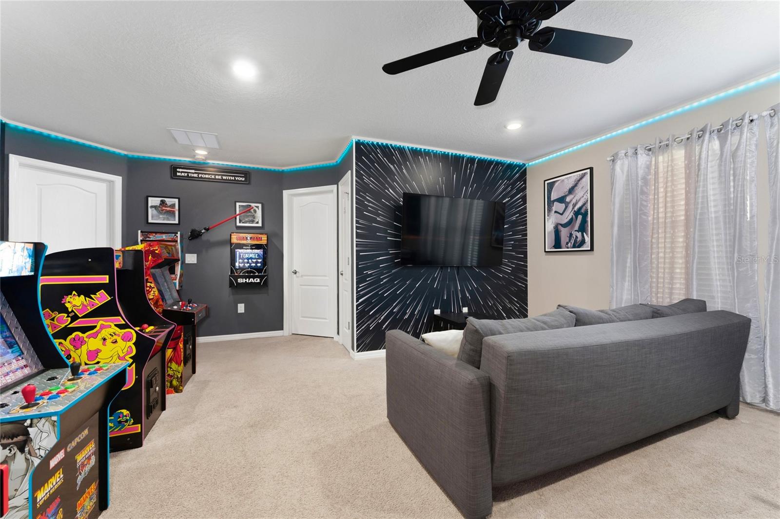 Image 23 of 49 For 7336 Oakmoss Loop