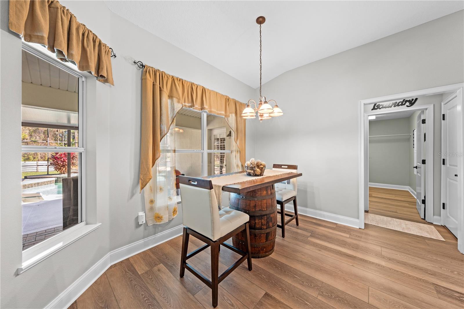 Image 18 of 34 For 6433 Shoreline Drive