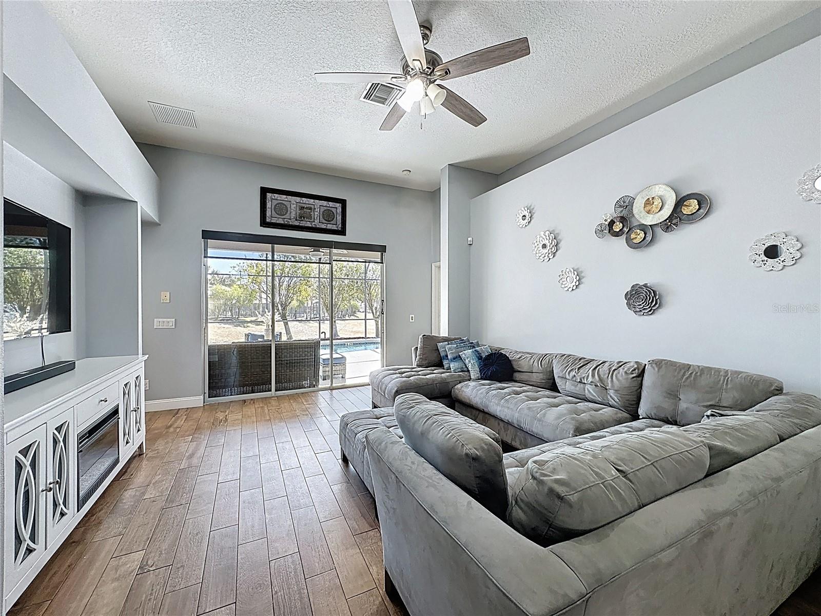 Image 13 of 64 For 443 Tupelo Circle