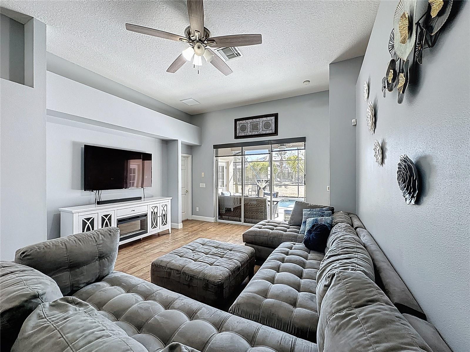 Image 15 of 64 For 443 Tupelo Circle