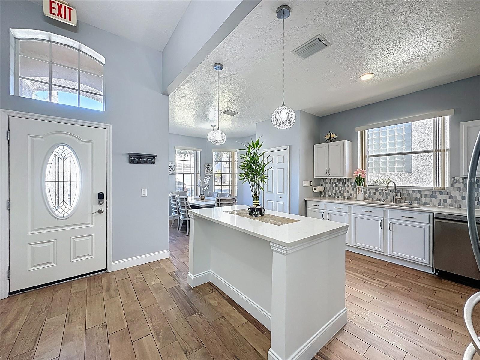 Image 4 of 64 For 443 Tupelo Circle