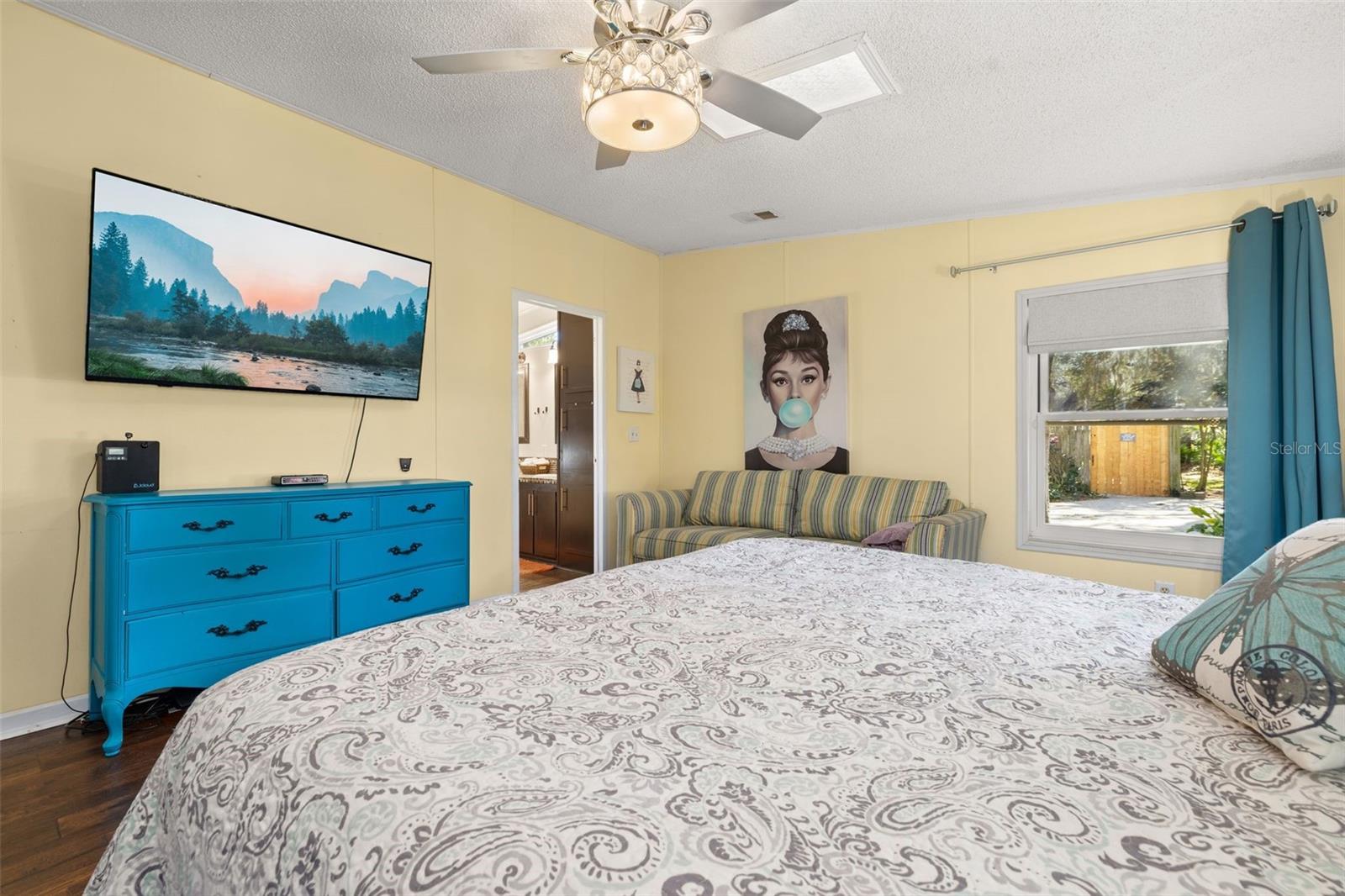 Image 29 of 47 For 204 Doe Drive