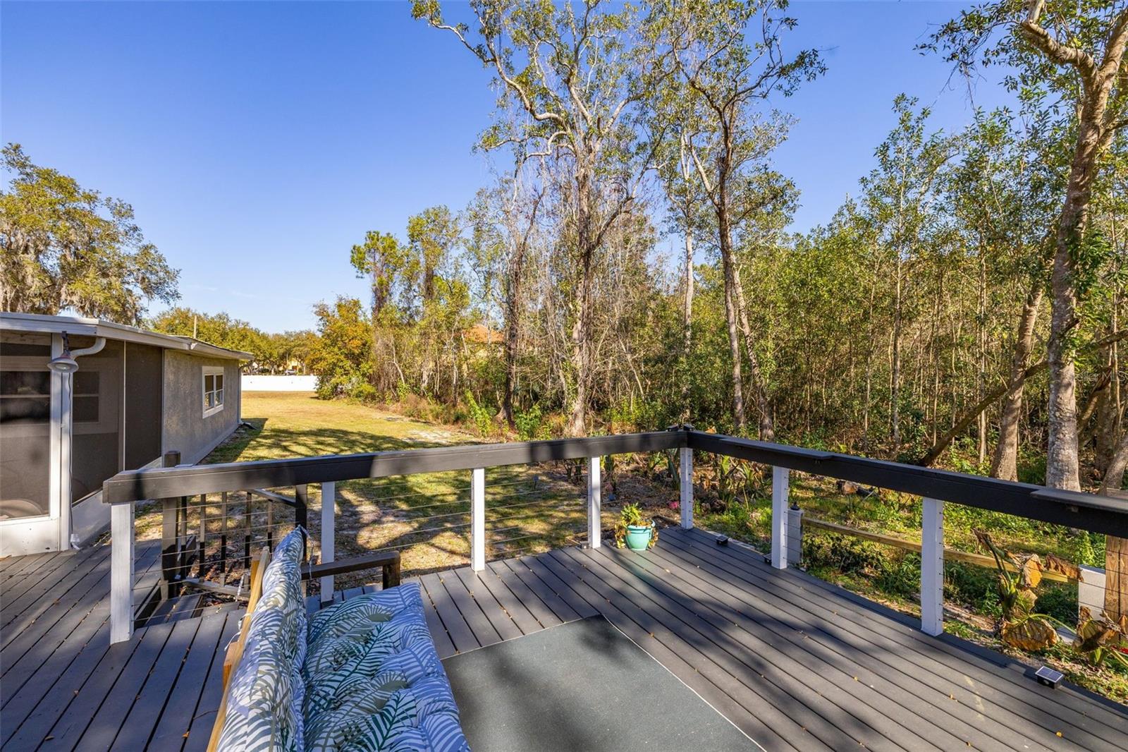 Image 35 of 47 For 204 Doe Drive