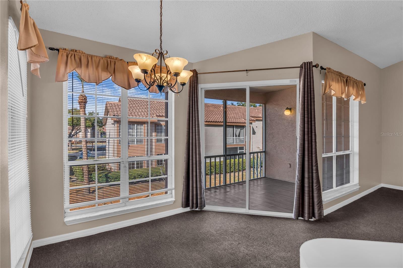 Image 10 of 31 For 4815 Brighton Terrace 204