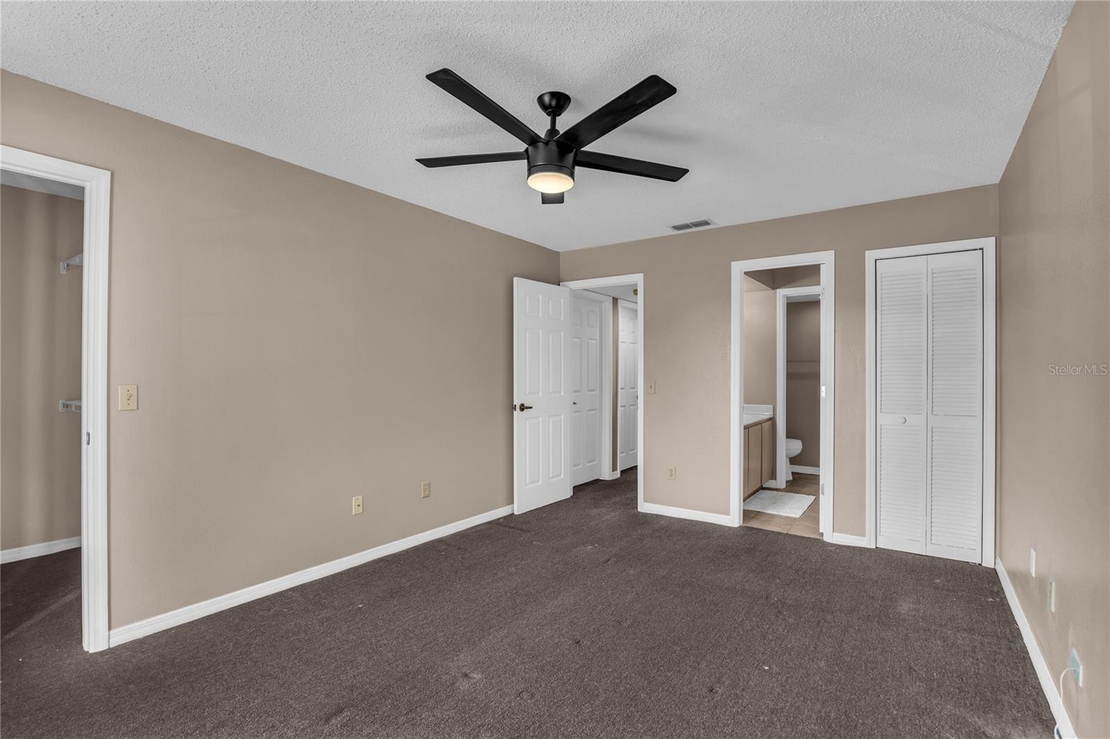 Image 17 of 31 For 4815 Brighton Terrace 204