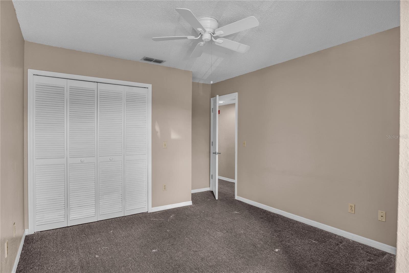 Image 22 of 31 For 4815 Brighton Terrace 204