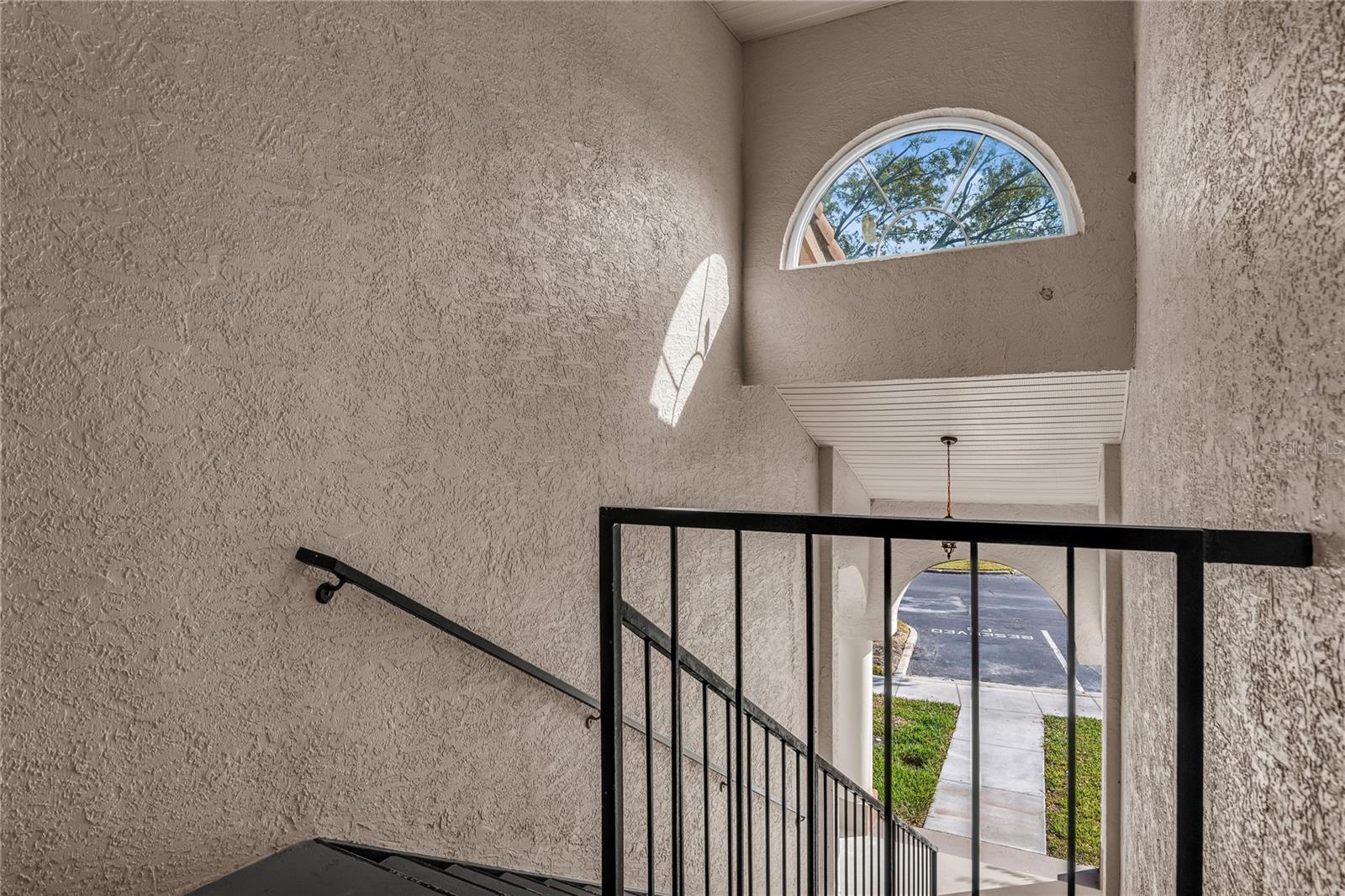 Image 4 of 31 For 4815 Brighton Terrace 204