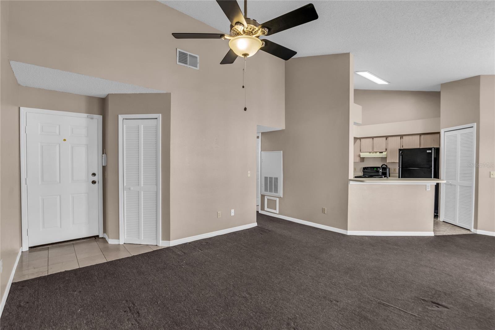 Image 8 of 31 For 4815 Brighton Terrace 204