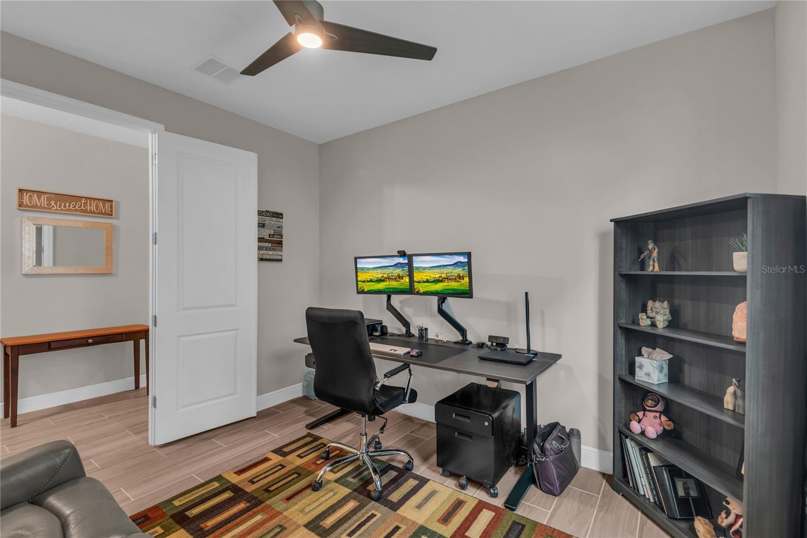 Image 17 of 68 For 2081 Derwent Drive