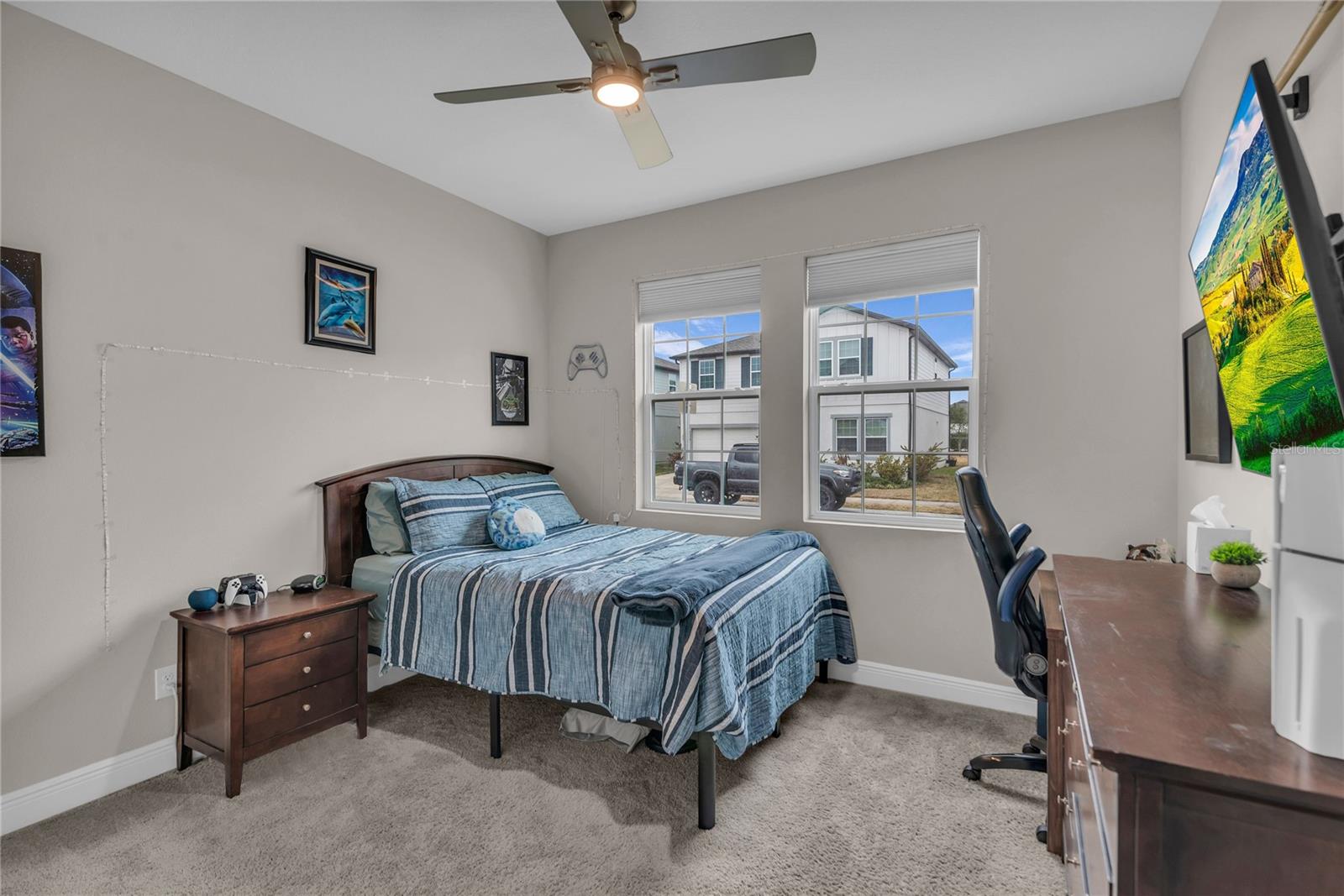 Image 18 of 68 For 2081 Derwent Drive