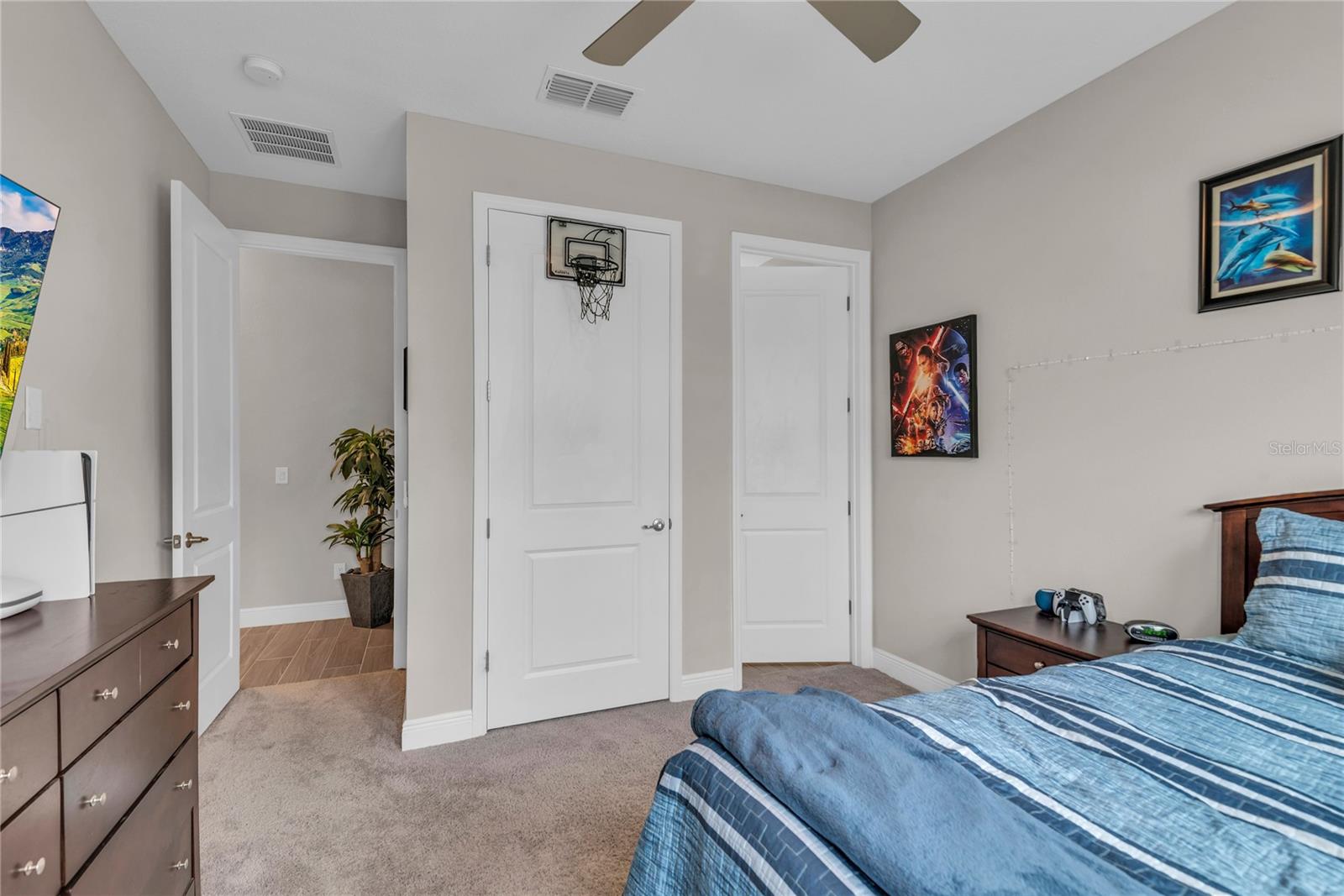 Image 19 of 68 For 2081 Derwent Drive