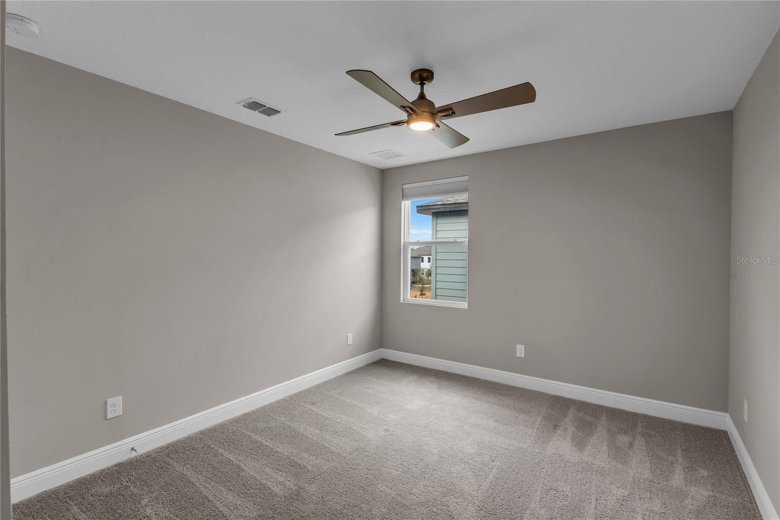 Image 36 of 68 For 2081 Derwent Drive