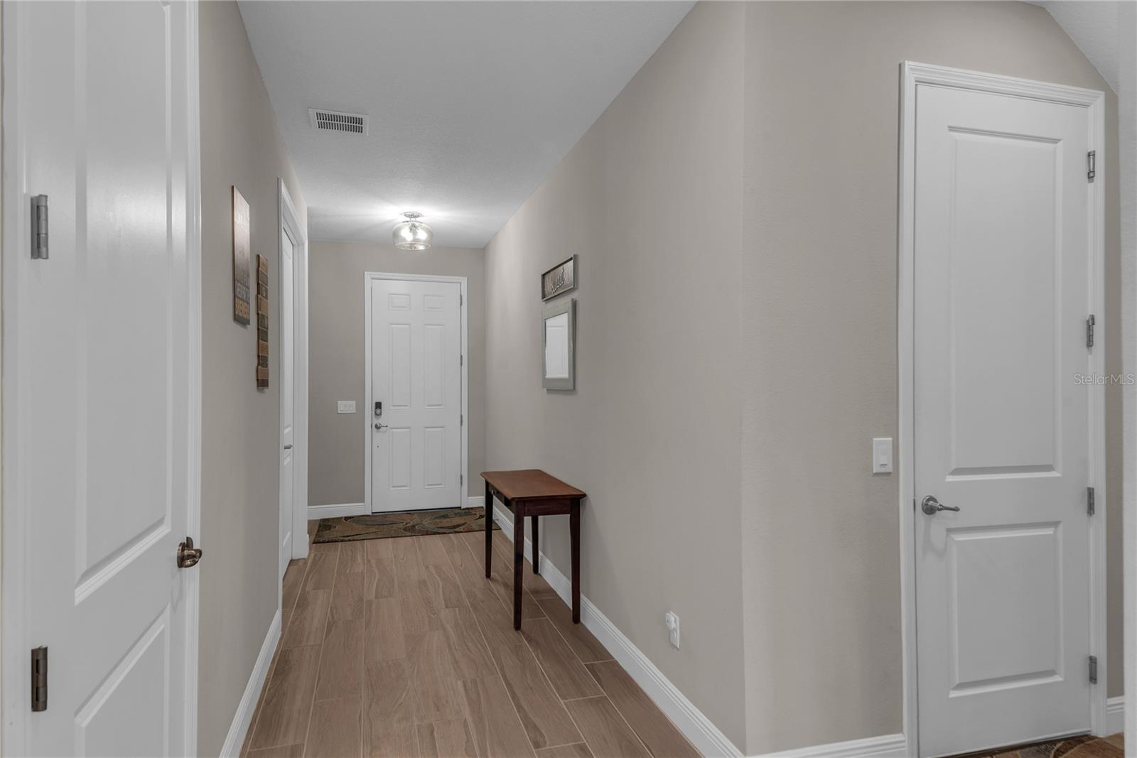 Image 5 of 68 For 2081 Derwent Drive